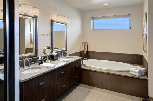 Garden Of The Gods Club And Resort image 19